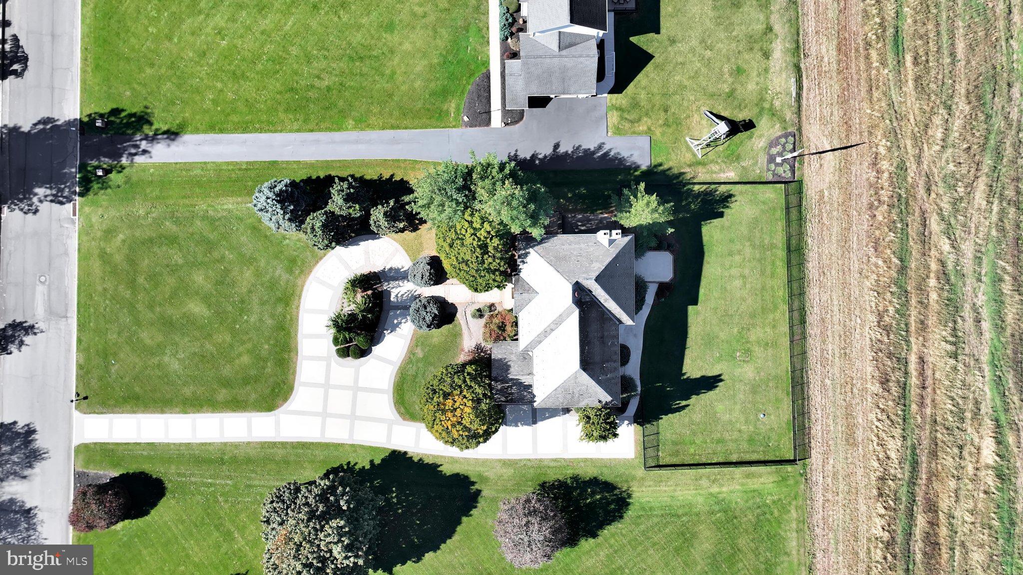 3010 RIDGEVIEW DRIVE