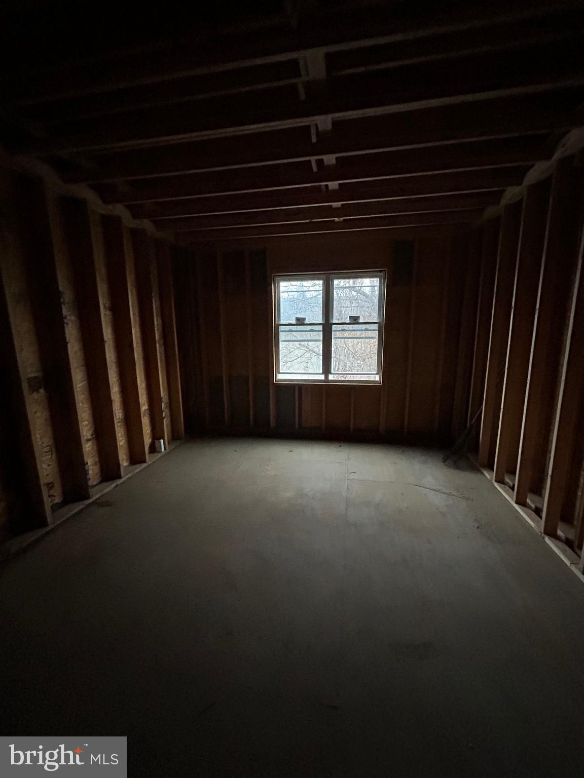 2029 E AUBURN STREET