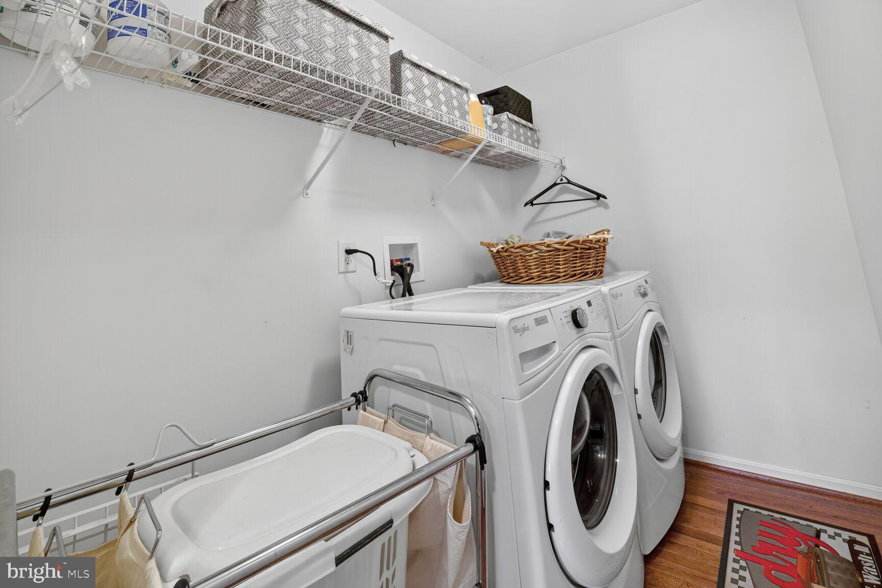 DAISEY FIELDS - Residential