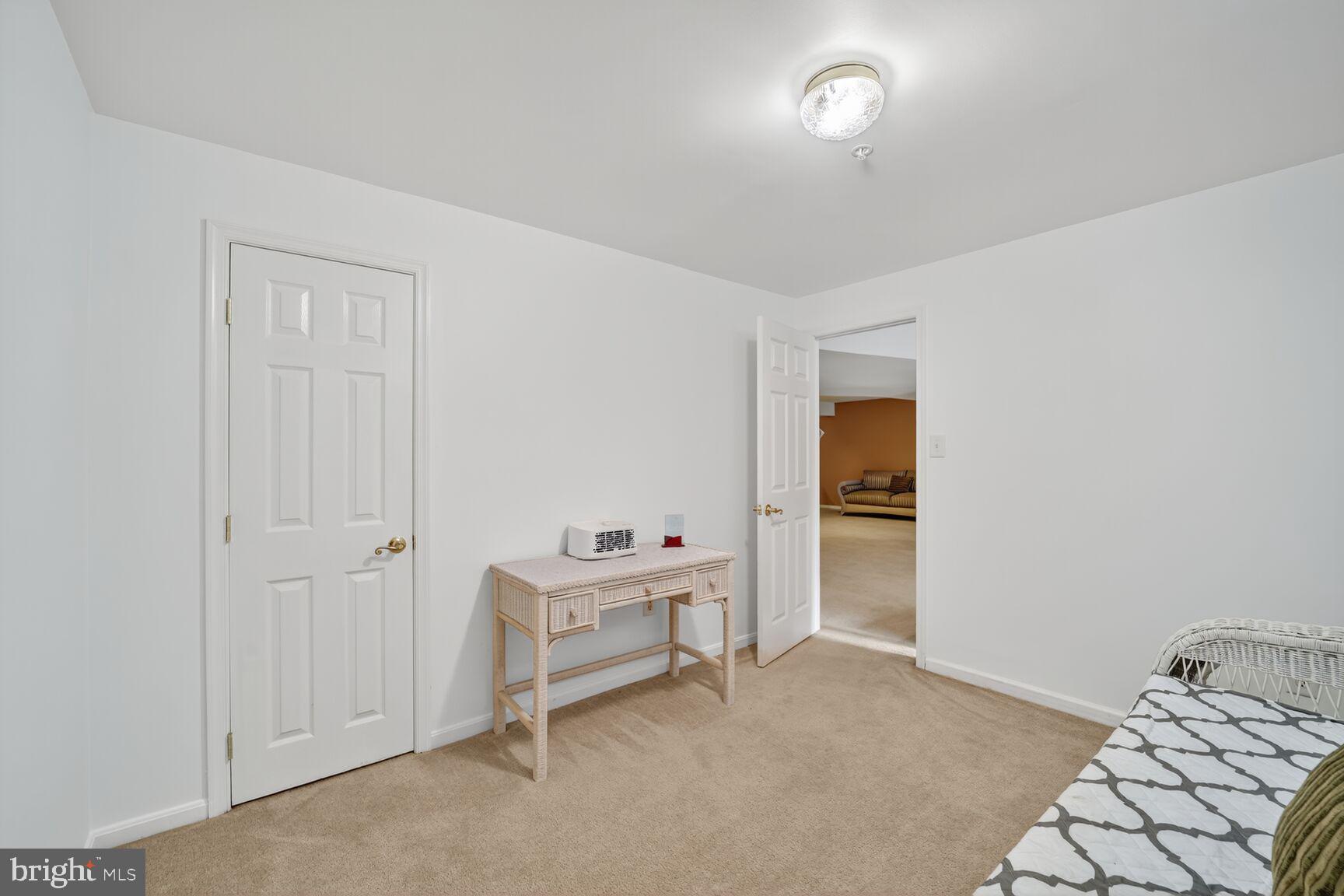 DAISEY FIELDS - Residential