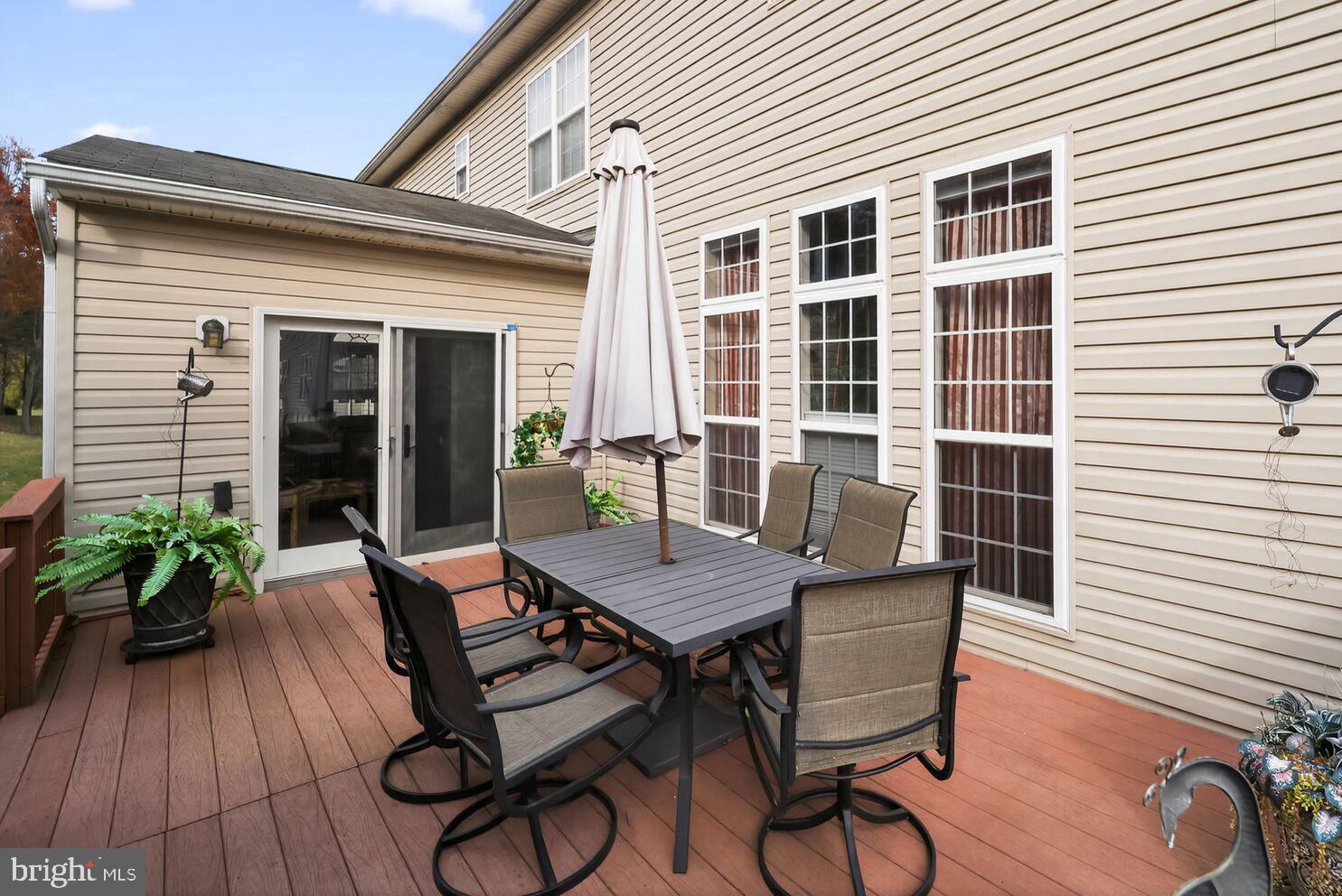 DAISEY FIELDS - Residential