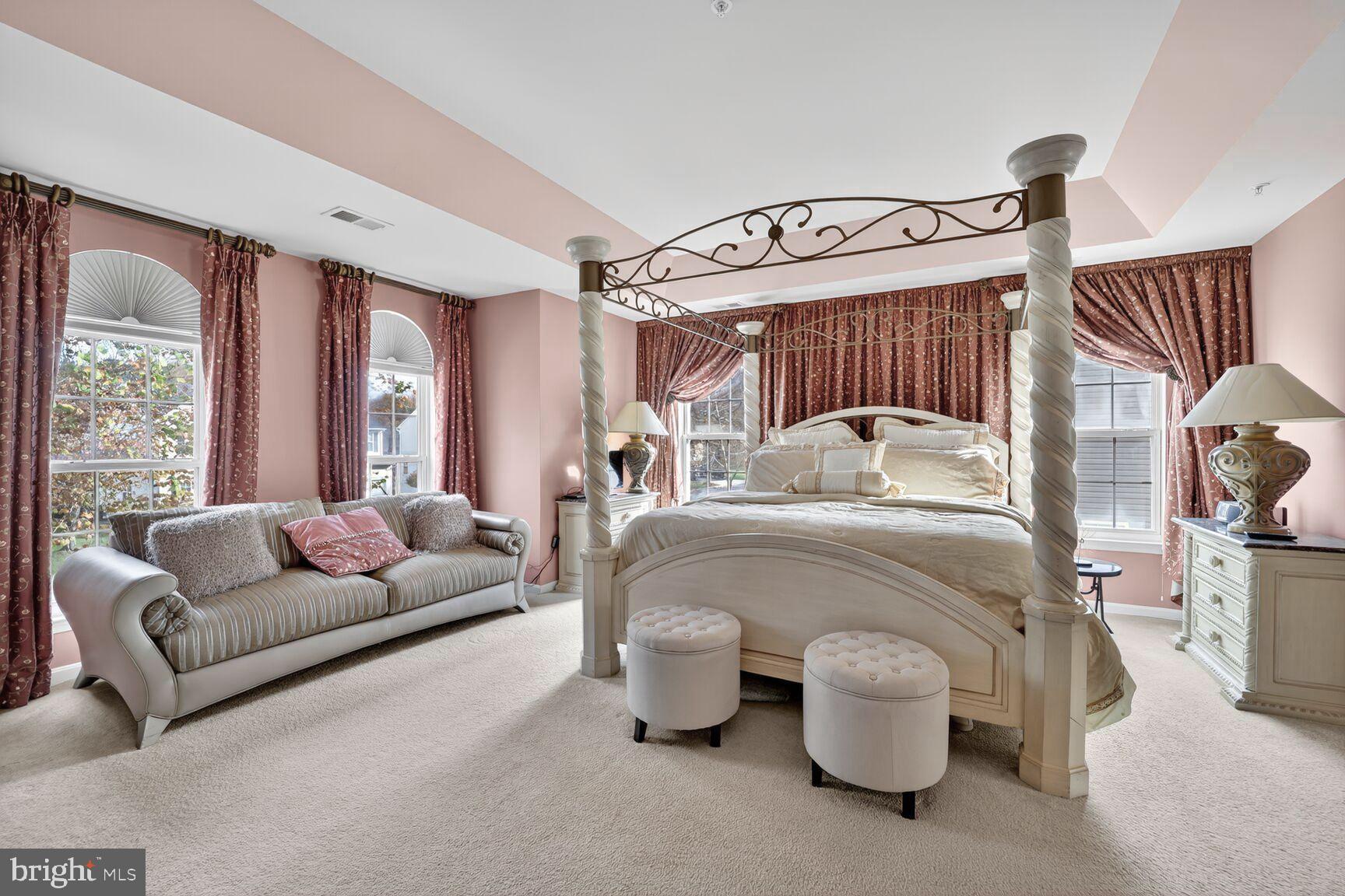 DAISEY FIELDS - Residential