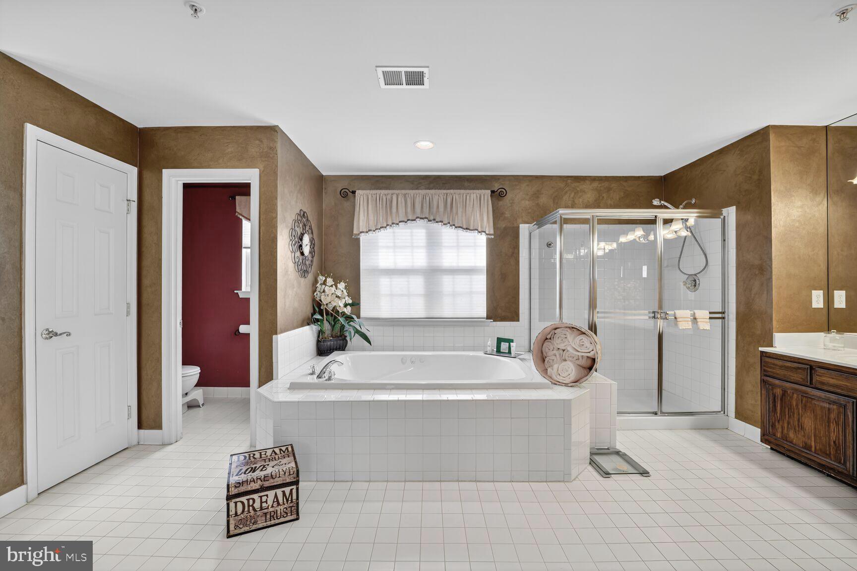 DAISEY FIELDS - Residential