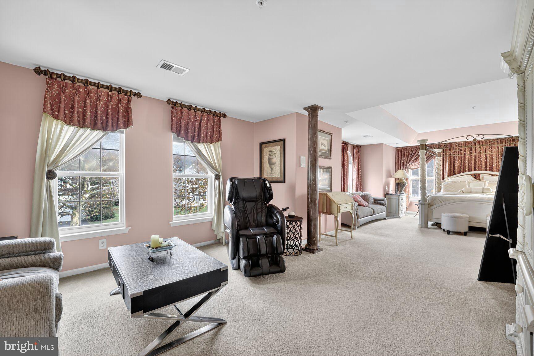 DAISEY FIELDS - Residential