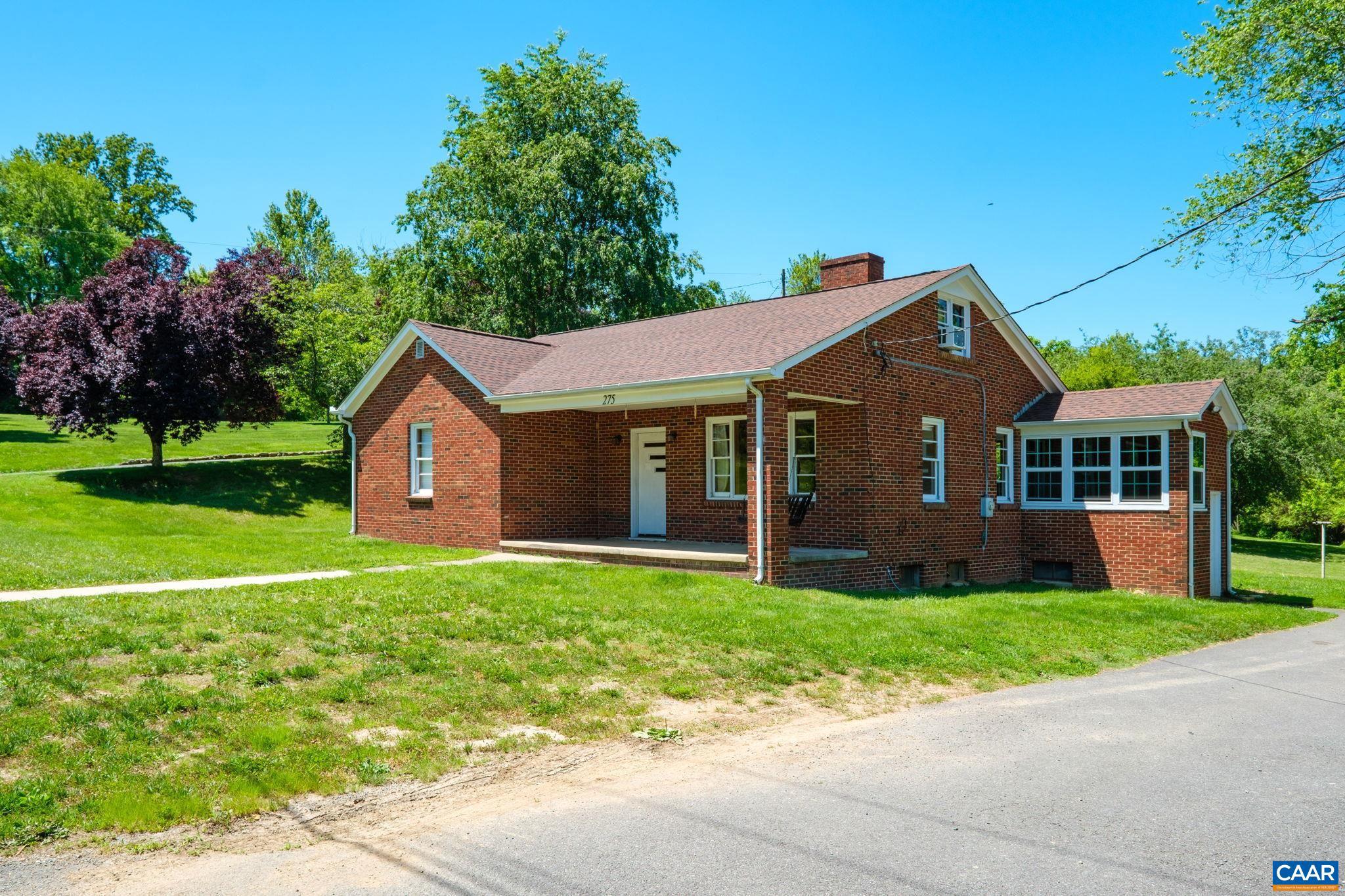 275 MAIN ST