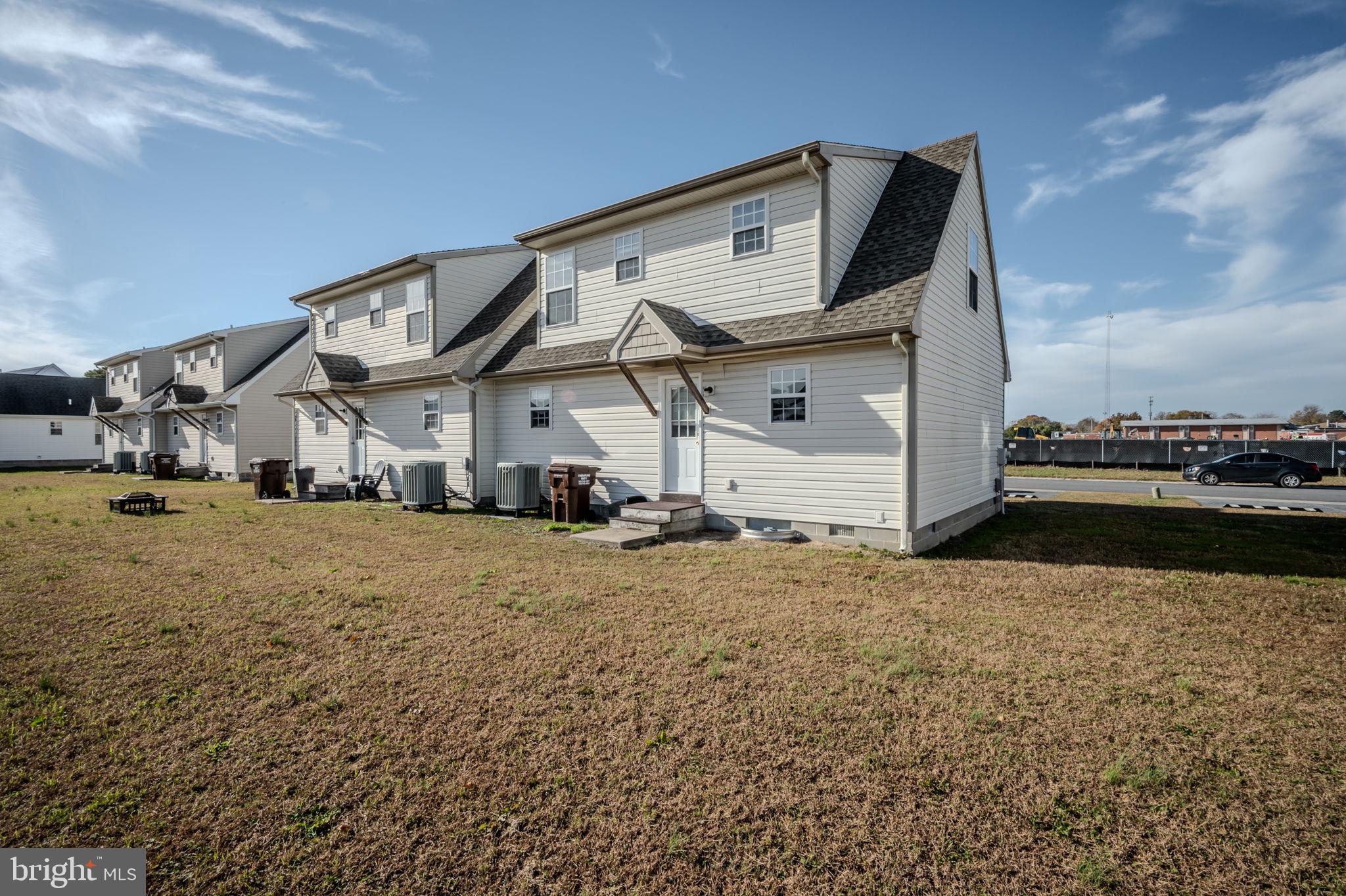 CEDAR COMMONS - Residential Lease