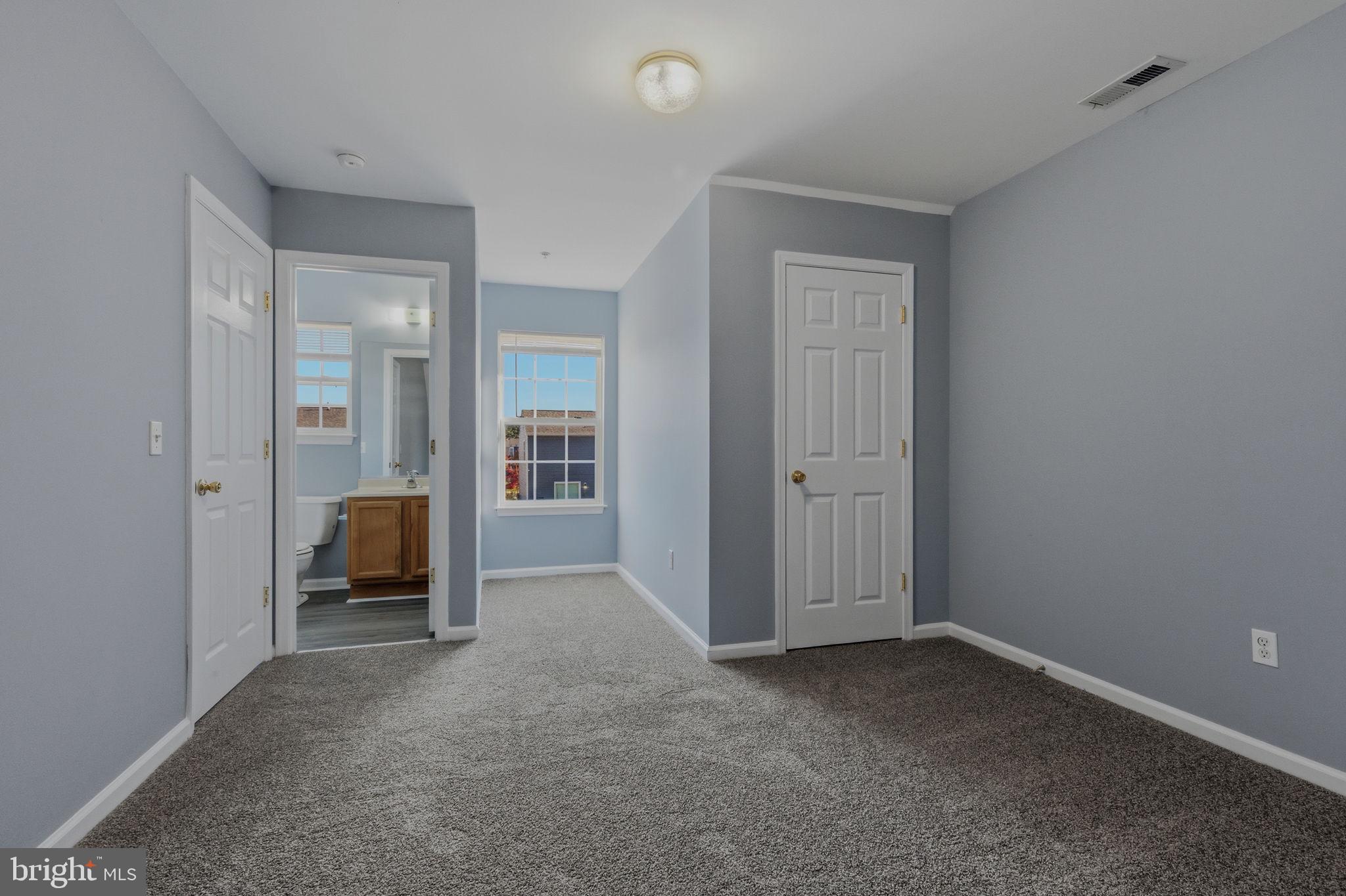 CEDAR COMMONS - Residential Lease