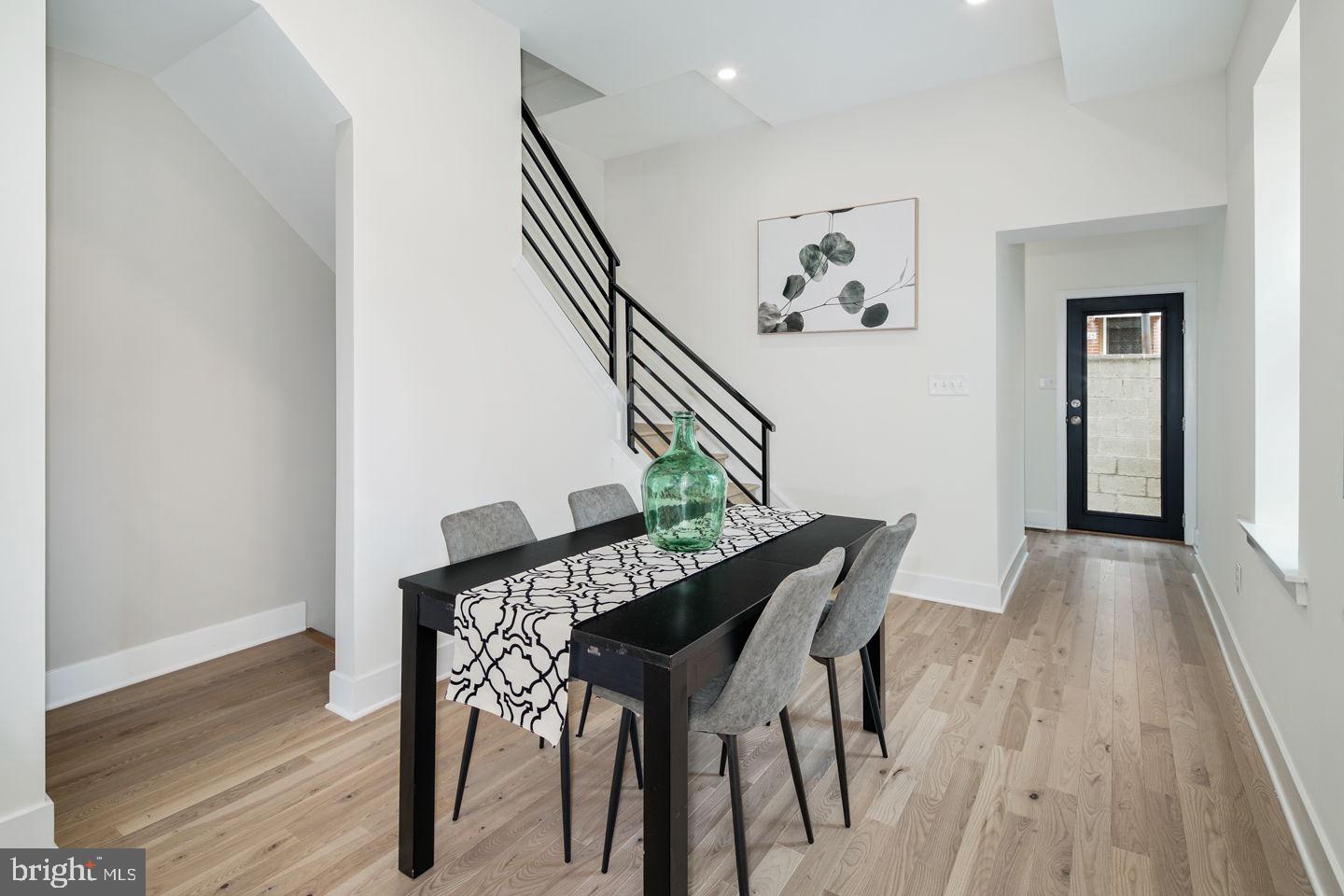 PASSYUNK SQUARE - Residential