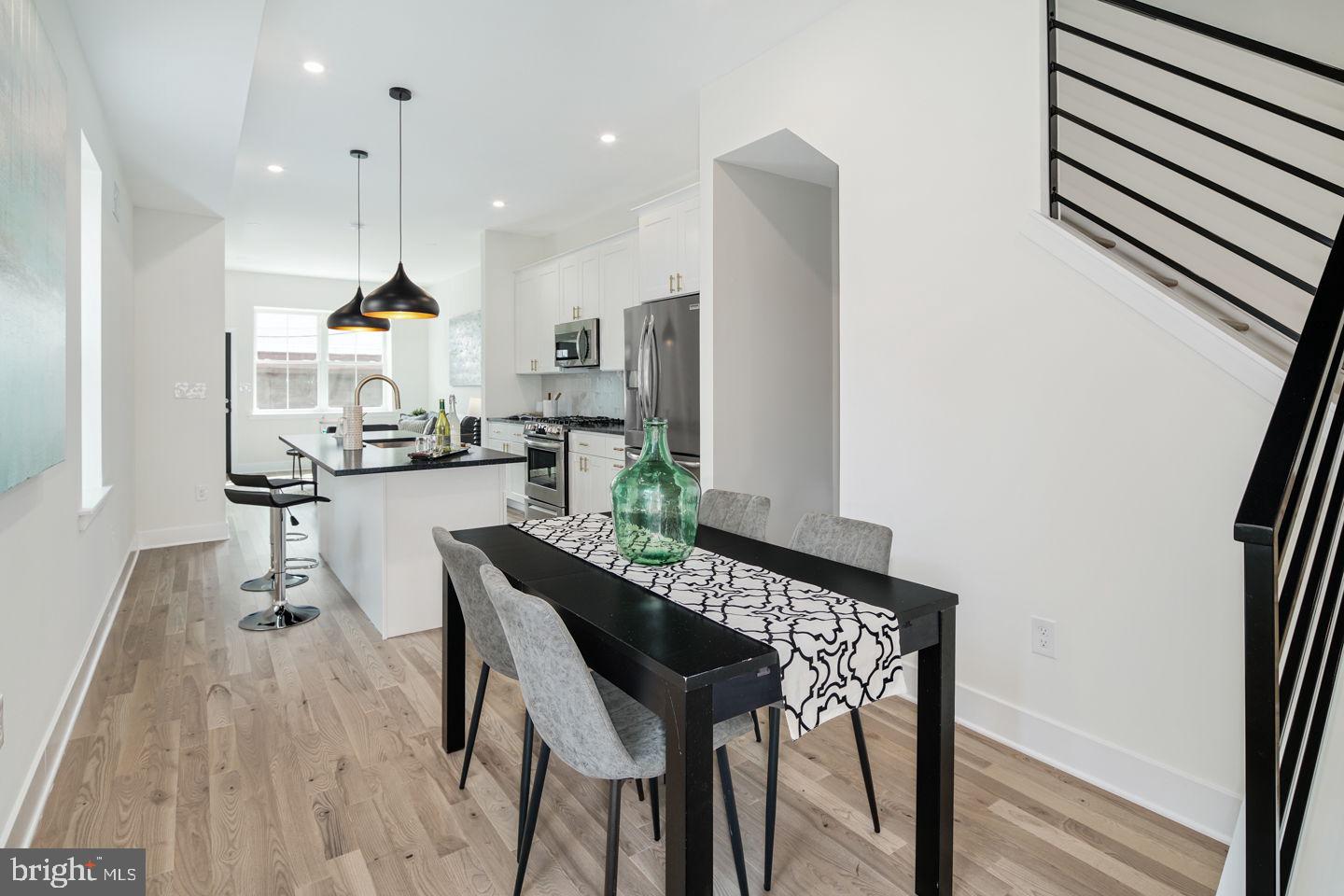 PASSYUNK SQUARE - Residential