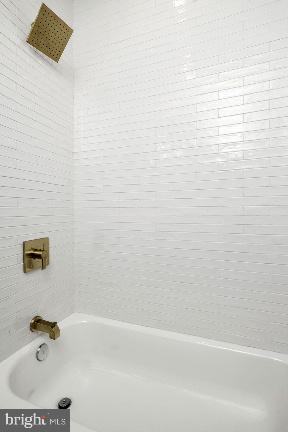 PASSYUNK SQUARE - Residential