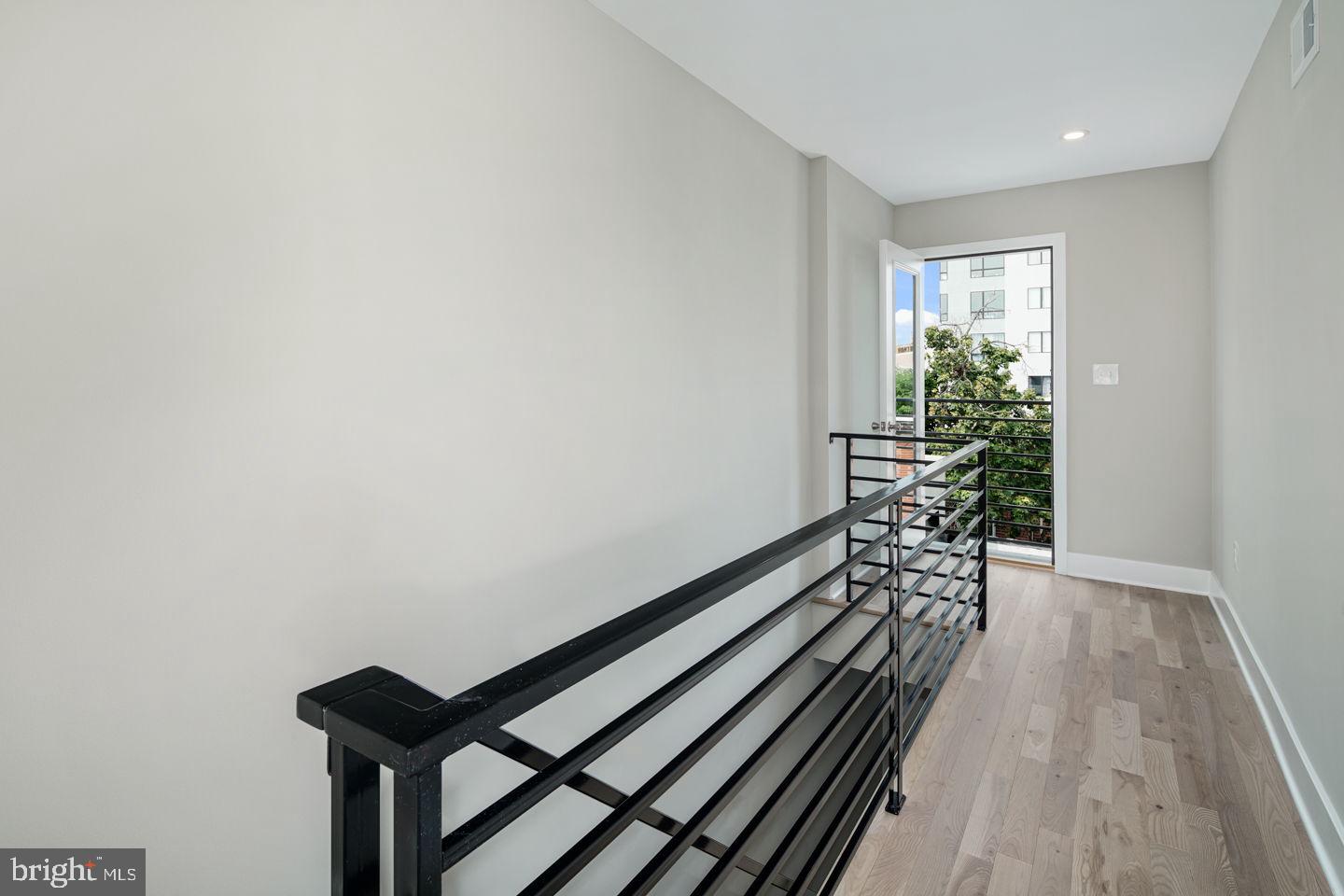 PASSYUNK SQUARE - Residential