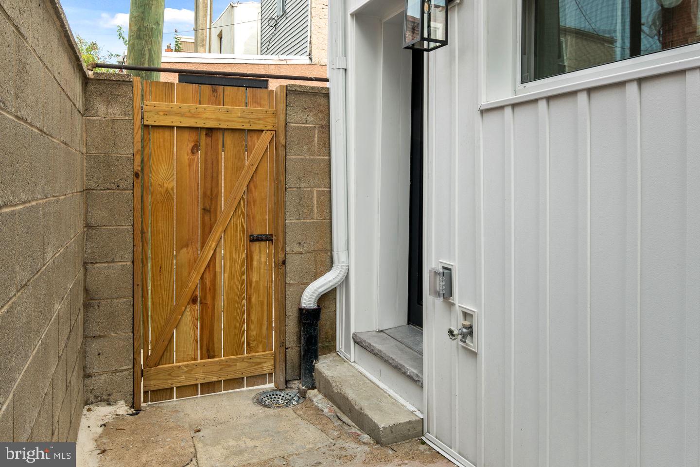 PASSYUNK SQUARE - Residential