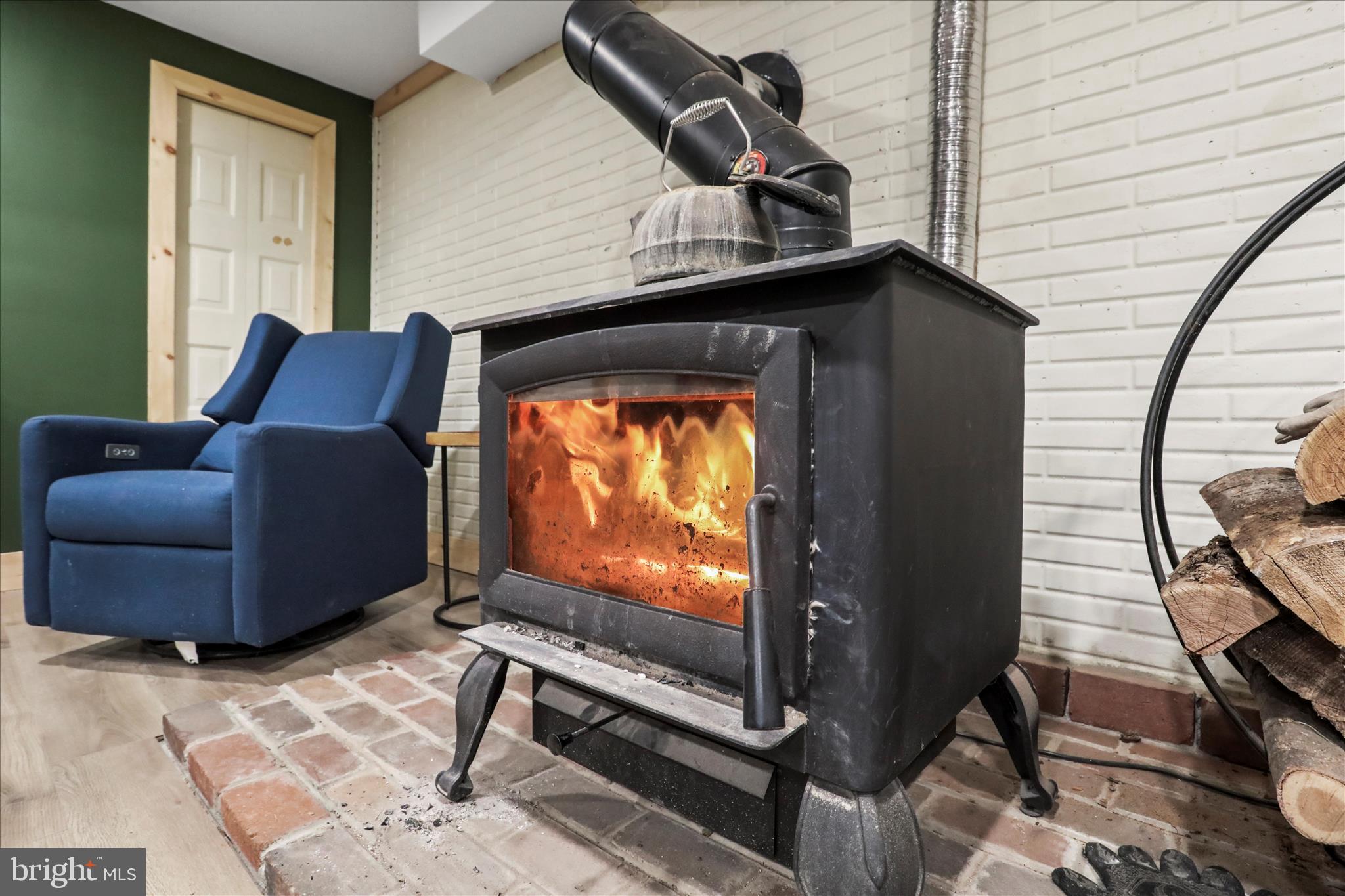 HEDGESVILLE - Residential