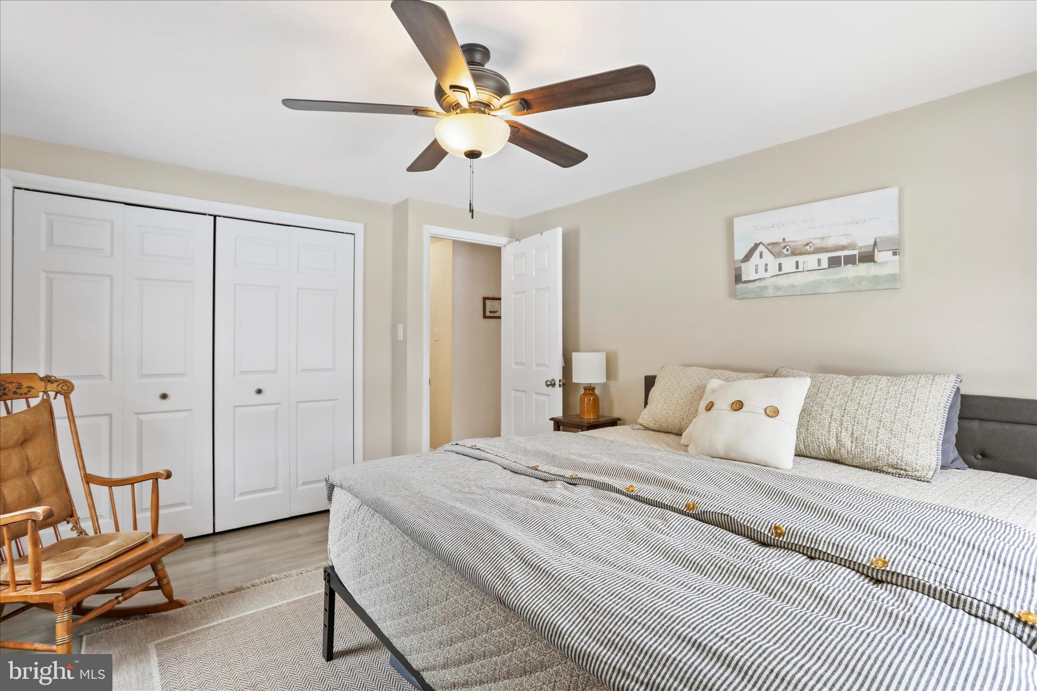 HEDGESVILLE - Residential