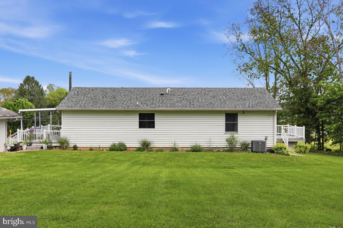 HEDGESVILLE - Residential