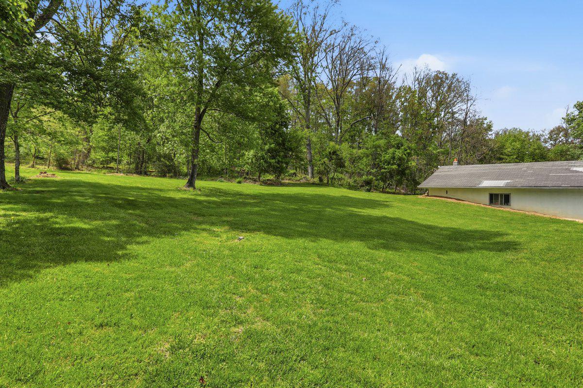 HEDGESVILLE - Residential