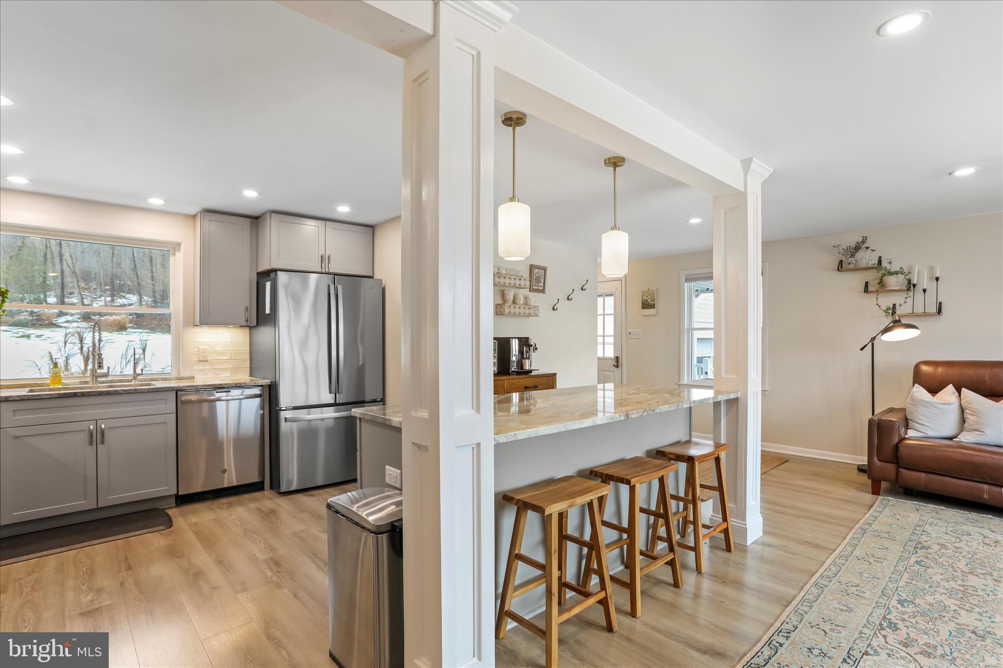 HEDGESVILLE - Residential