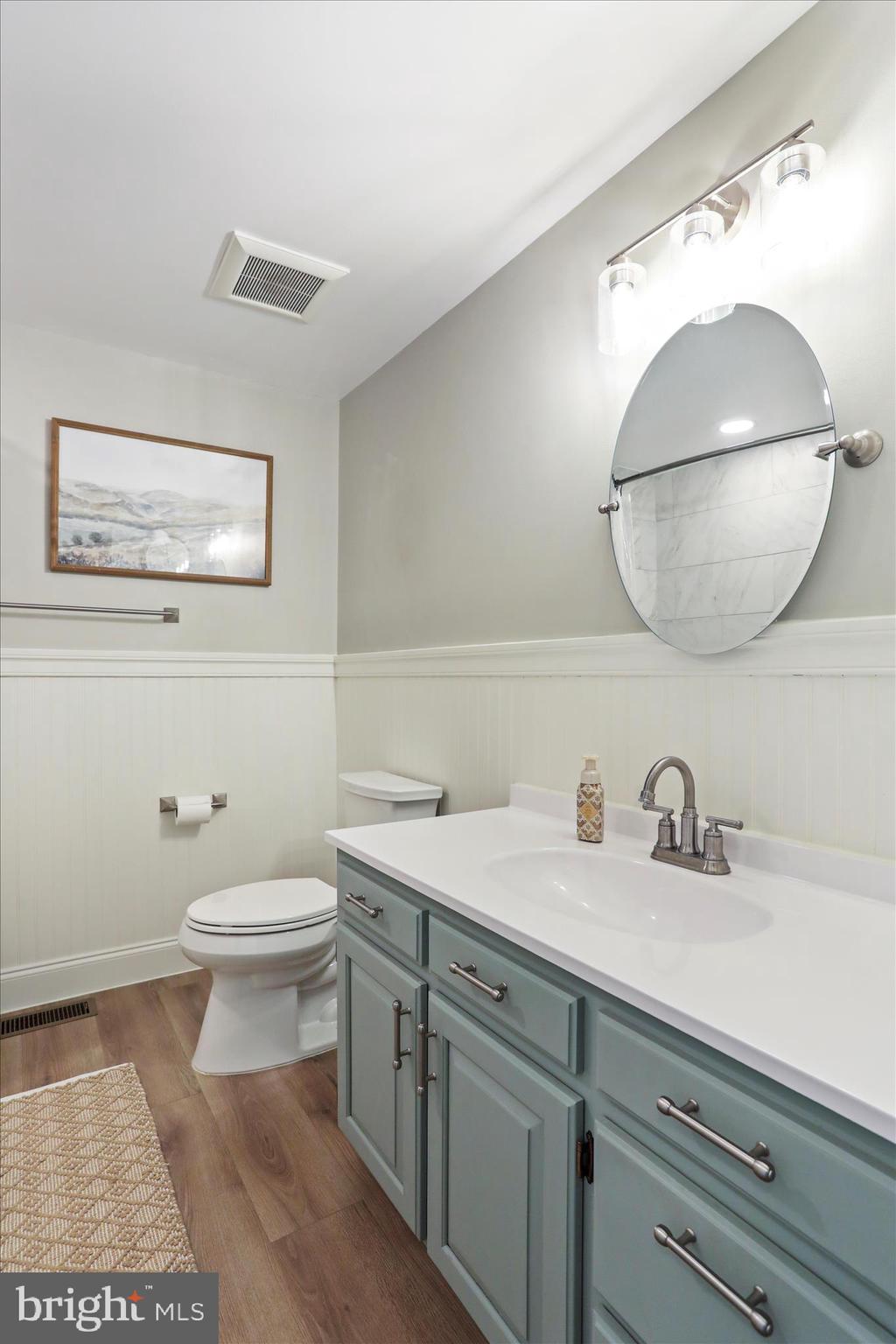 HEDGESVILLE - Residential