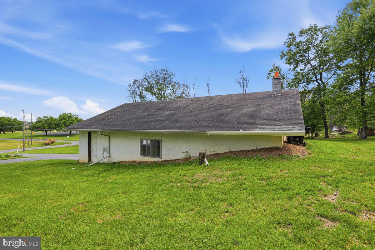 HEDGESVILLE - Residential