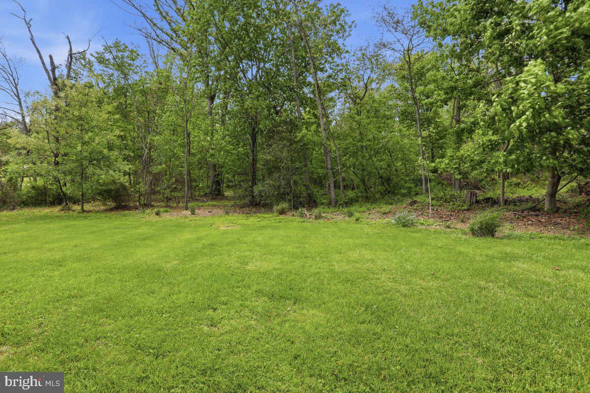 HEDGESVILLE - Residential