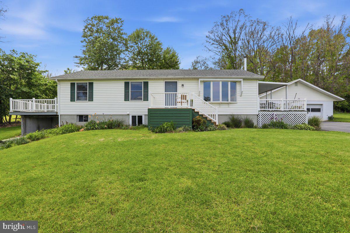 HEDGESVILLE - Residential
