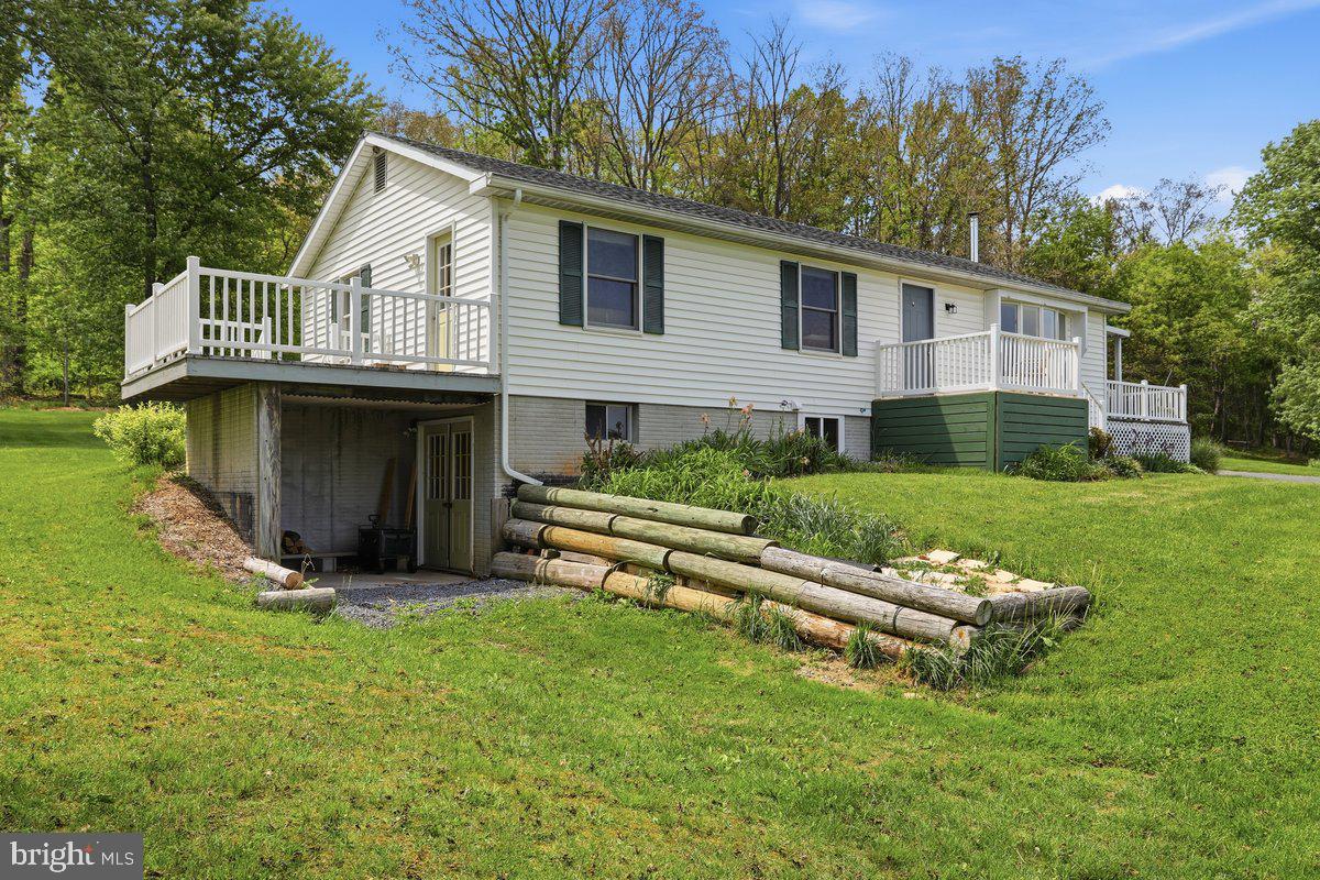 HEDGESVILLE - Residential