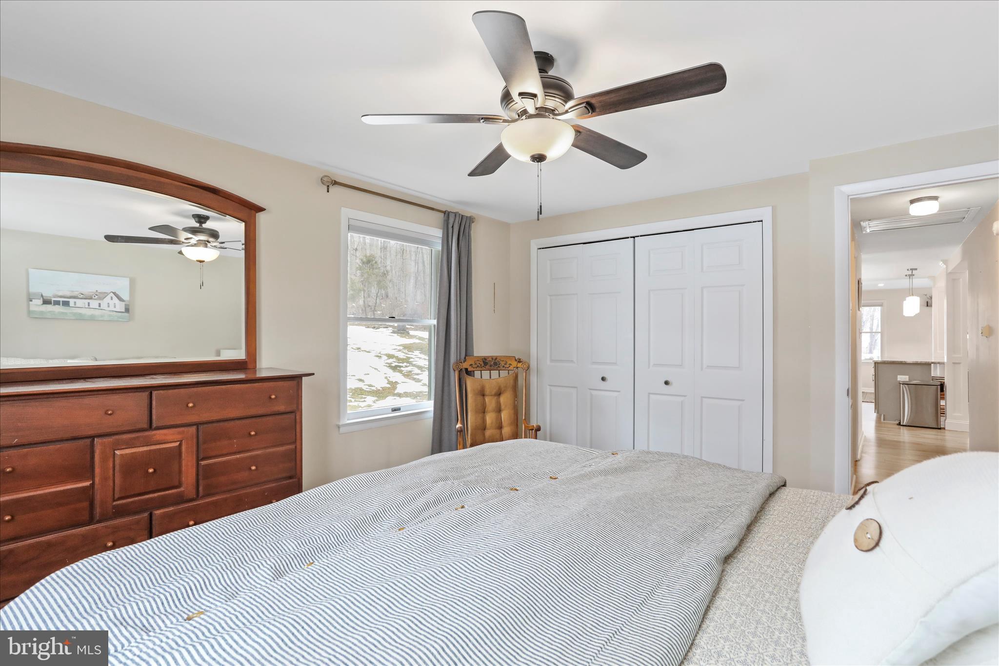 HEDGESVILLE - Residential