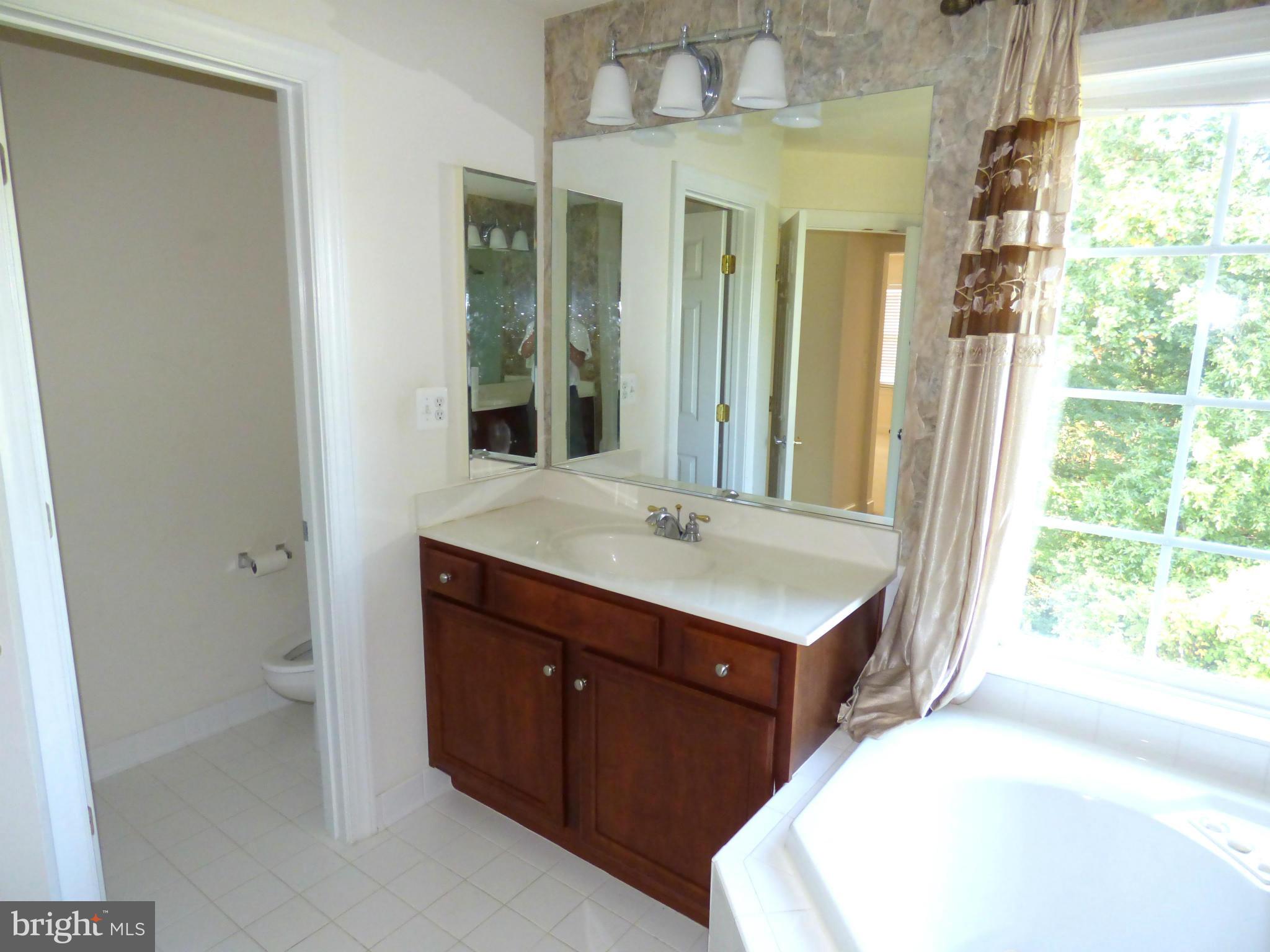 STONE RIDGE NORTH - Residential Lease