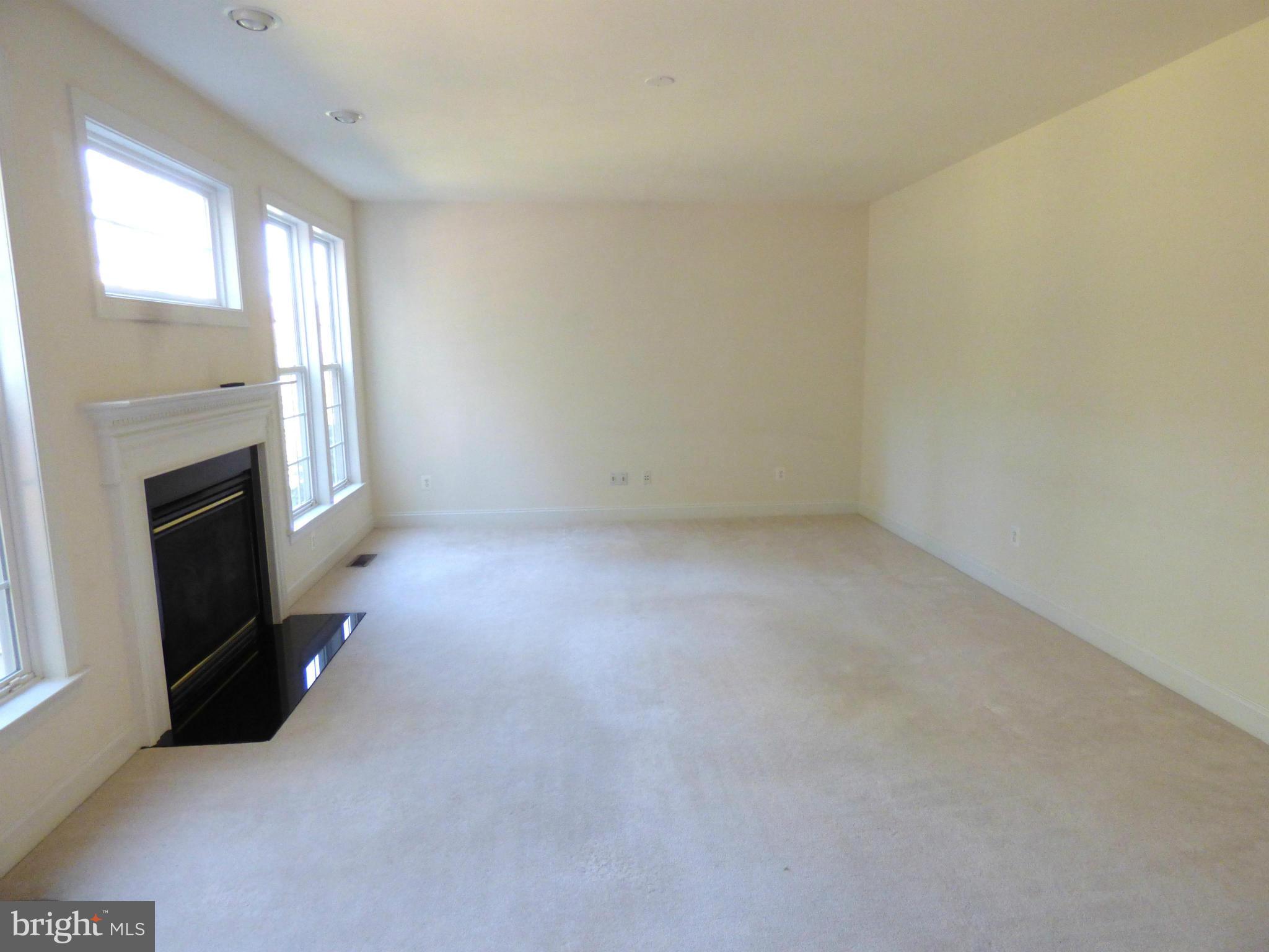 STONE RIDGE NORTH - Residential Lease