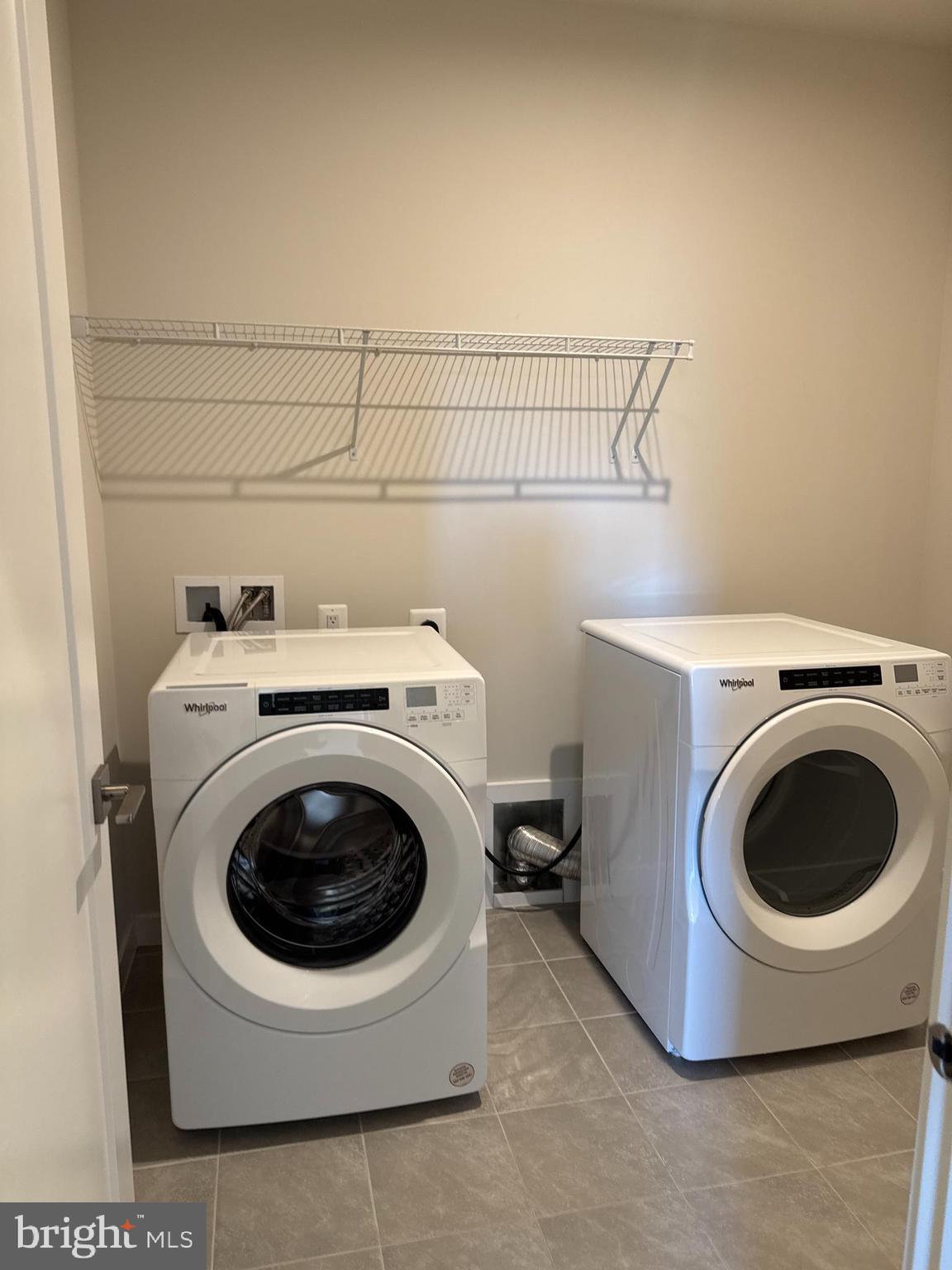 MOOREFIELD - Residential Lease