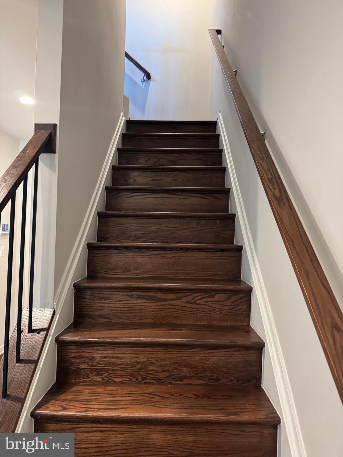 MOOREFIELD - Residential Lease