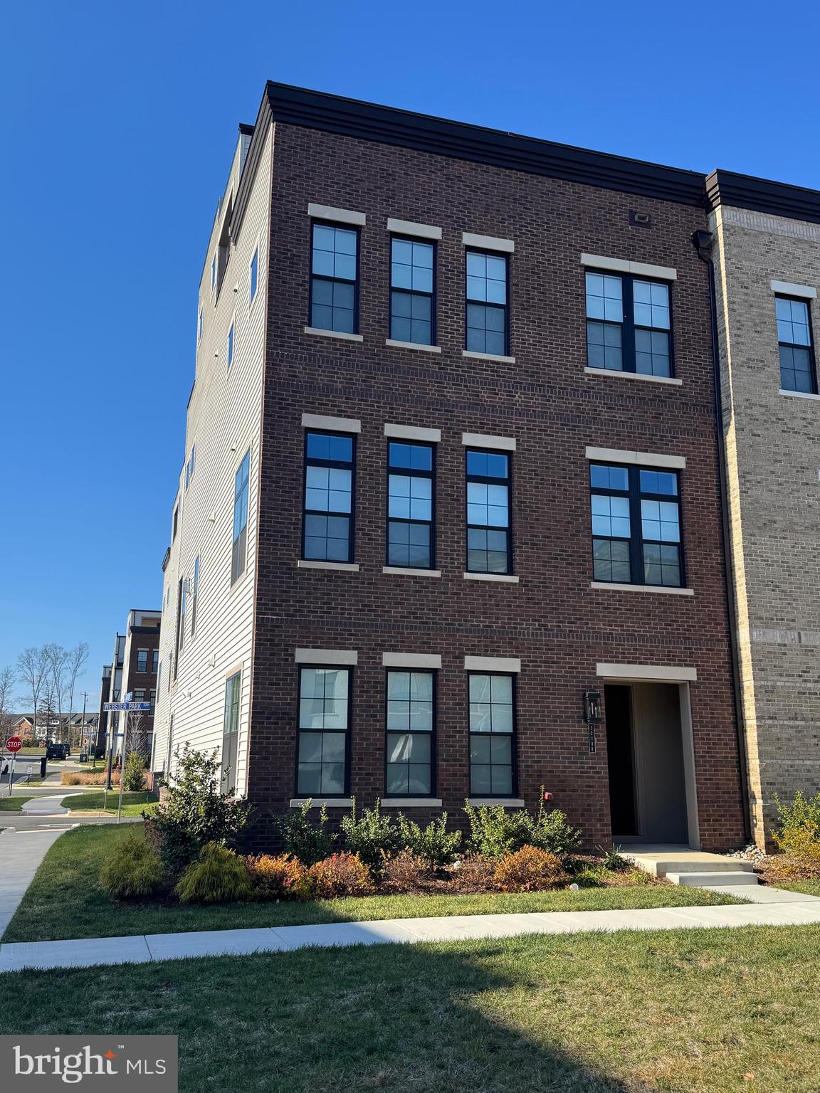 MOOREFIELD - Residential Lease