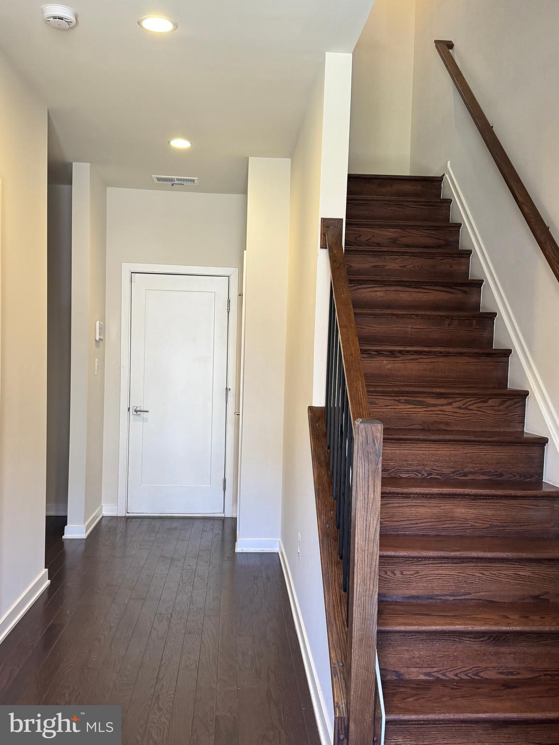 MOOREFIELD - Residential Lease