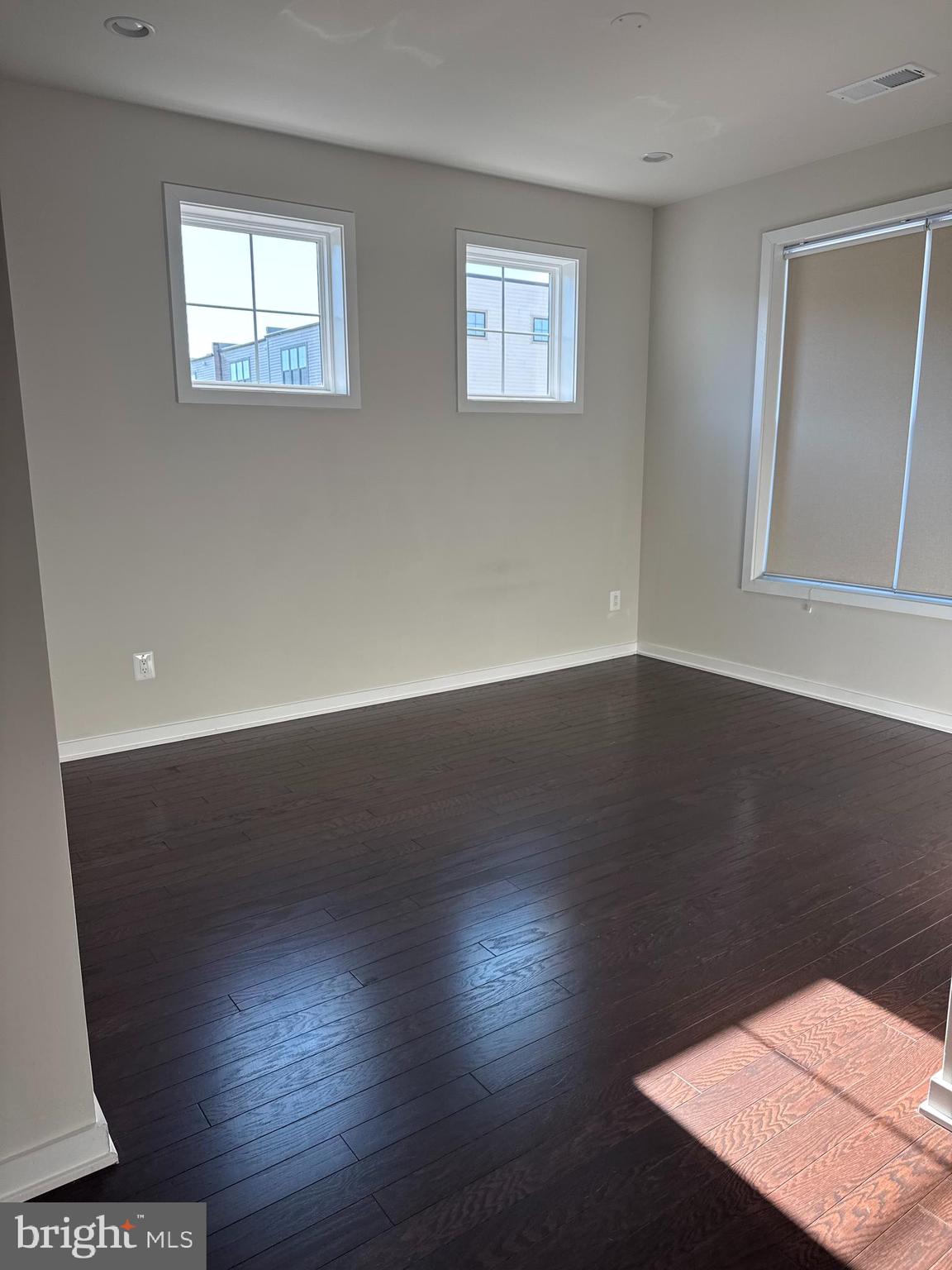 MOOREFIELD - Residential Lease