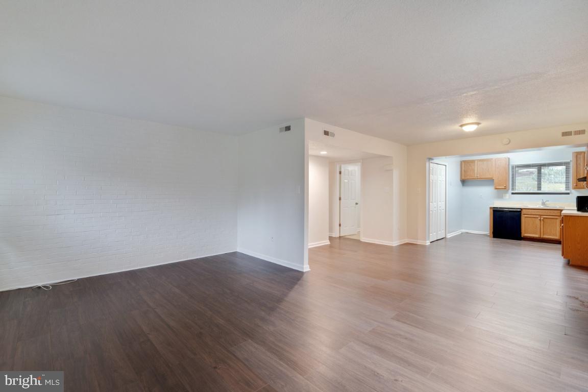 RIPPON LANDING - Residential