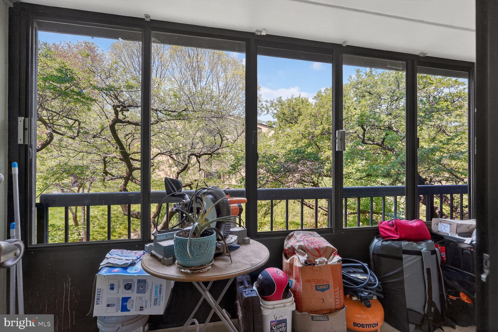 DEERING WOODS - Residential