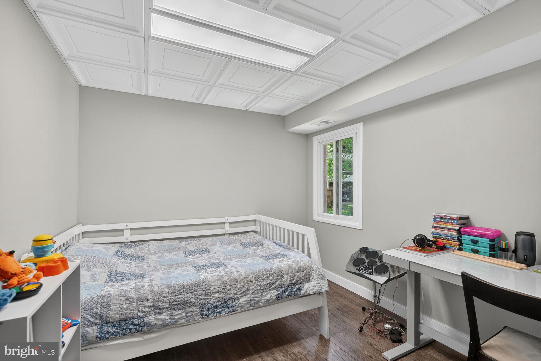 DEERING WOODS - Residential