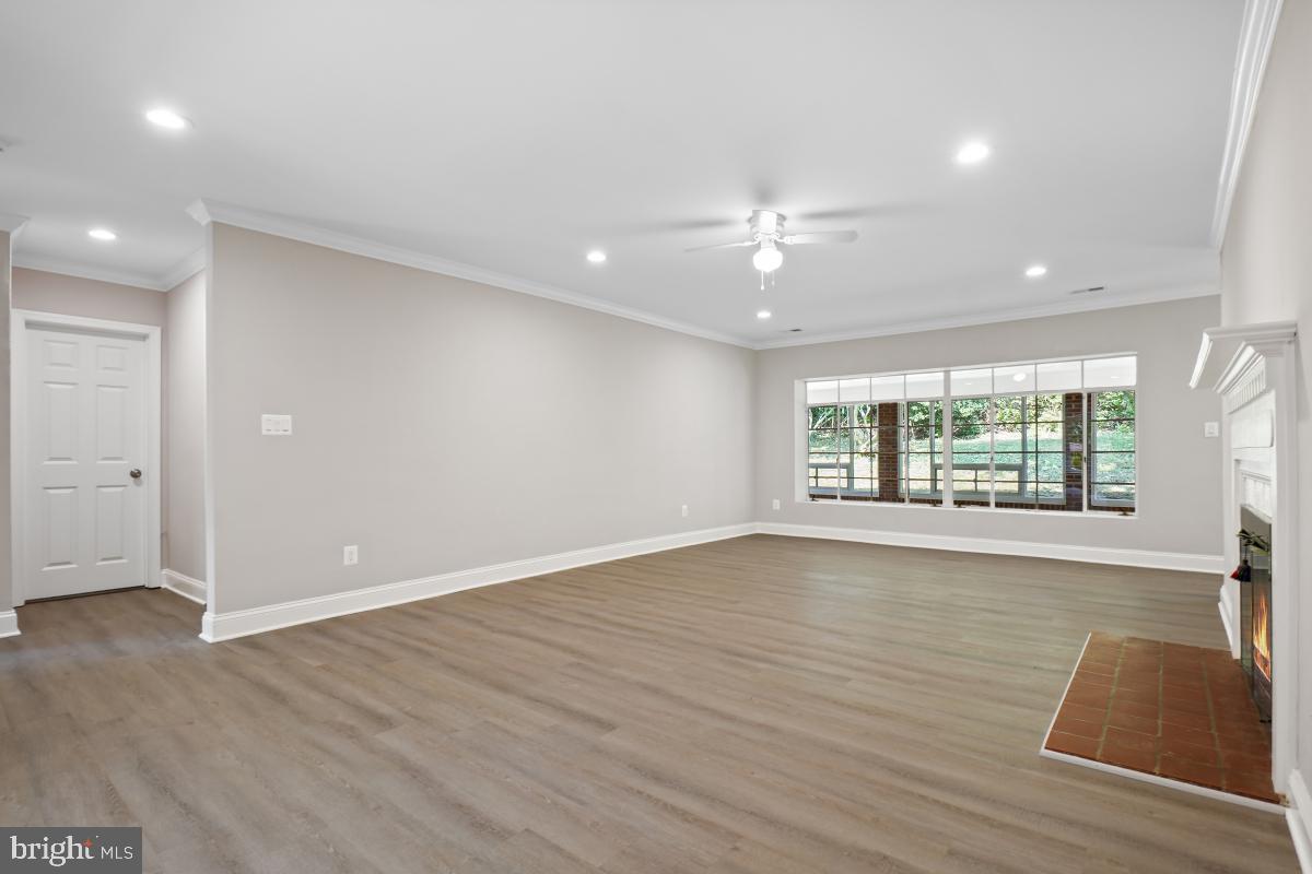 ROCK CREEK KNOLLS - Residential