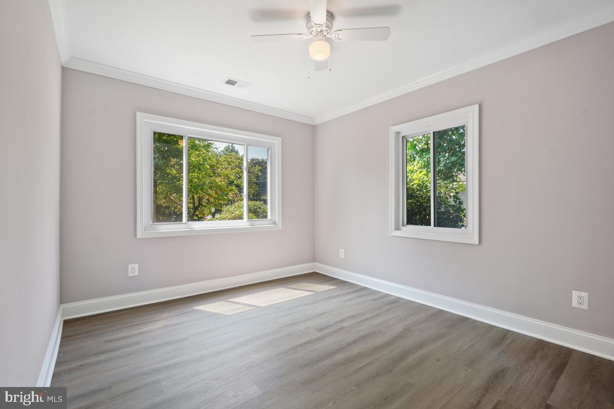 ROCK CREEK KNOLLS - Residential