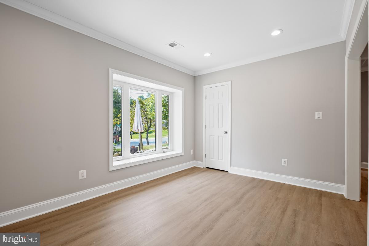 ROCK CREEK KNOLLS - Residential