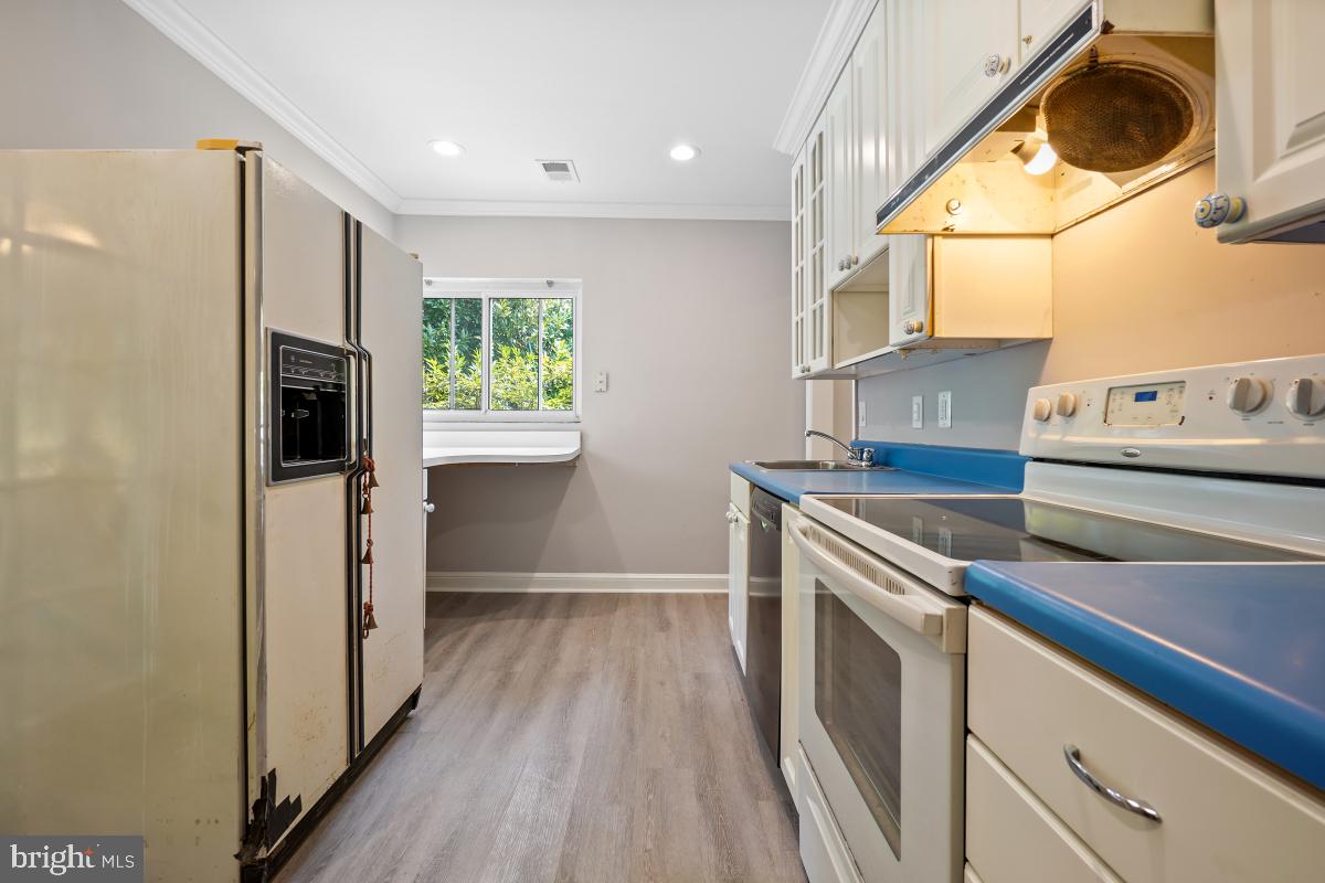 ROCK CREEK KNOLLS - Residential