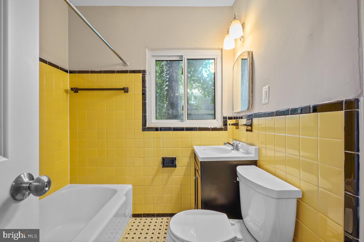 ROCK CREEK KNOLLS - Residential