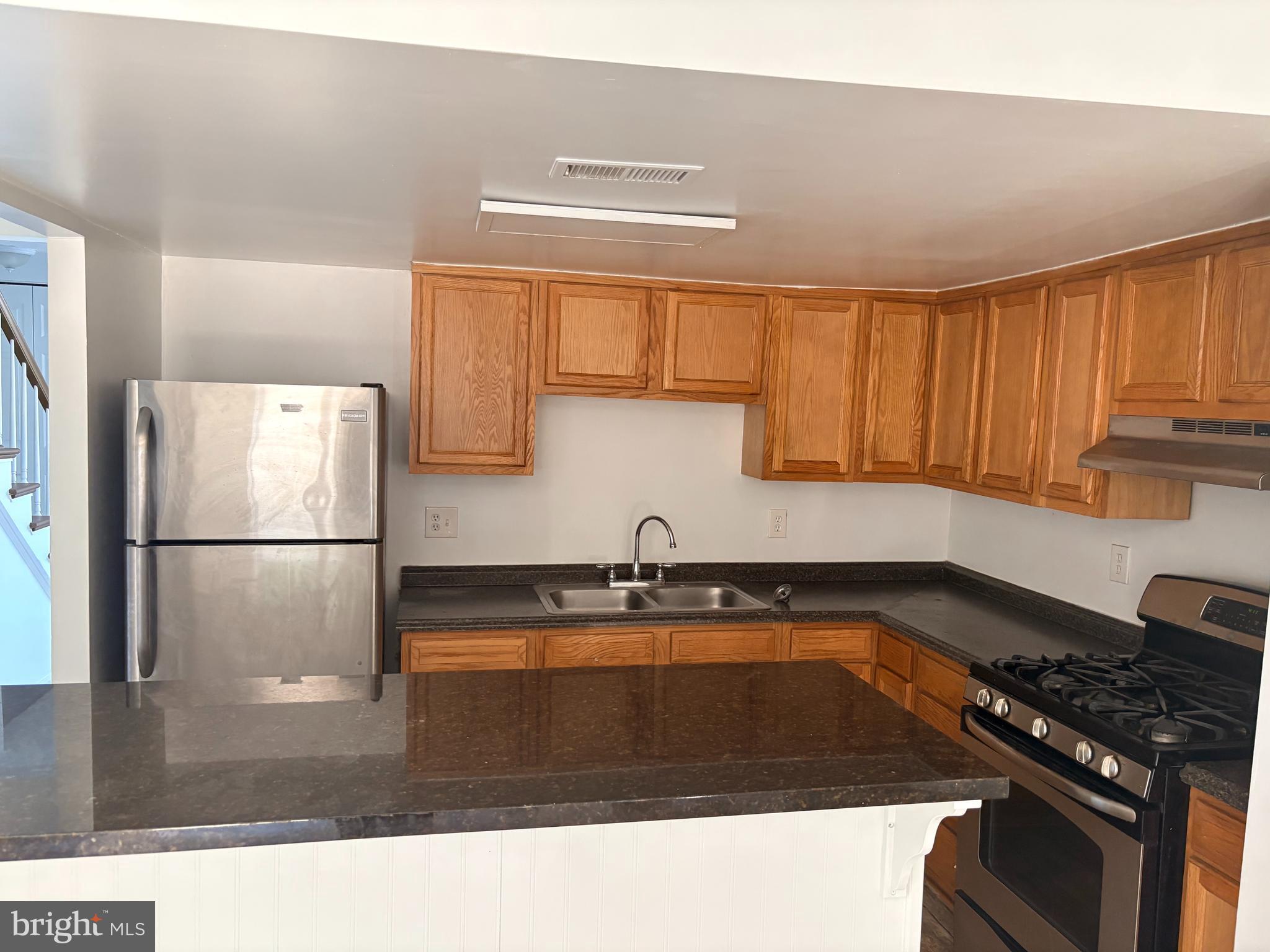 HERITAGE HILL CONDO - Residential