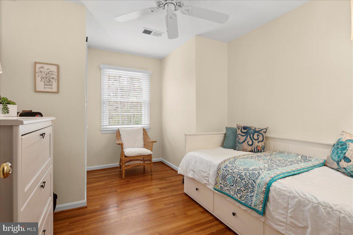 RIVERWOOD - Residential