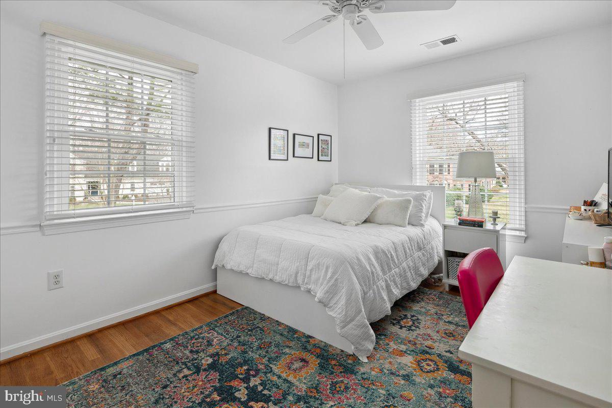 RIVERWOOD - Residential