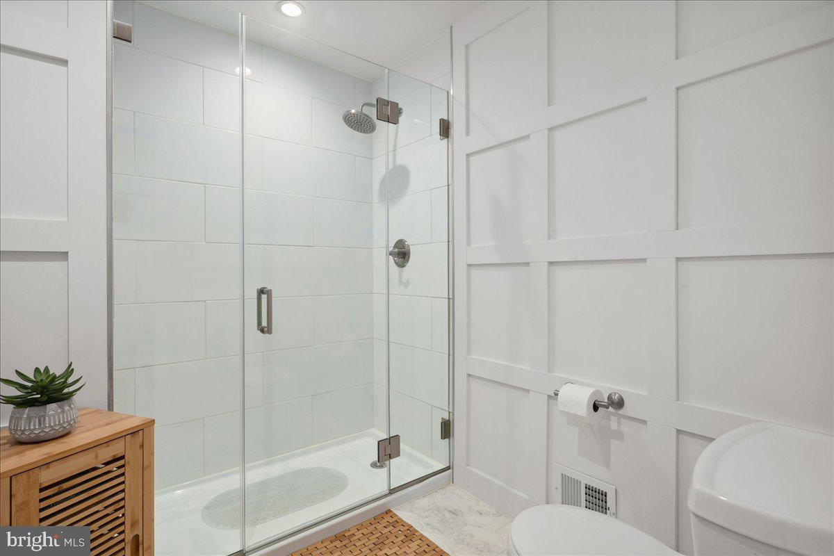 RIVERWOOD - Residential