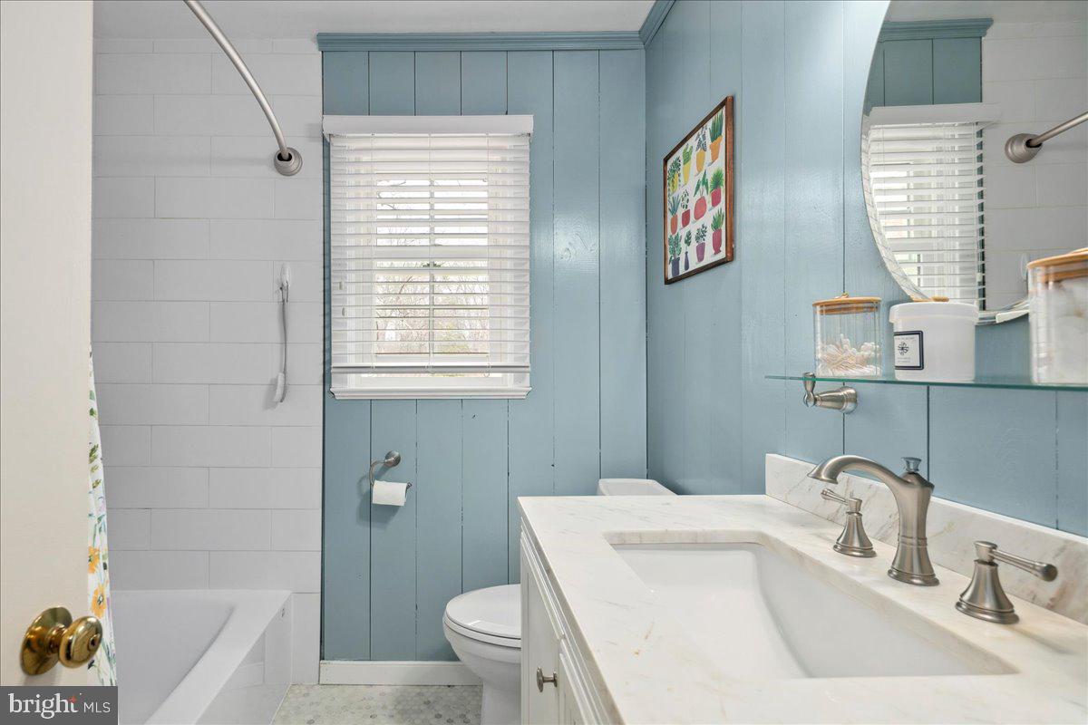 RIVERWOOD - Residential