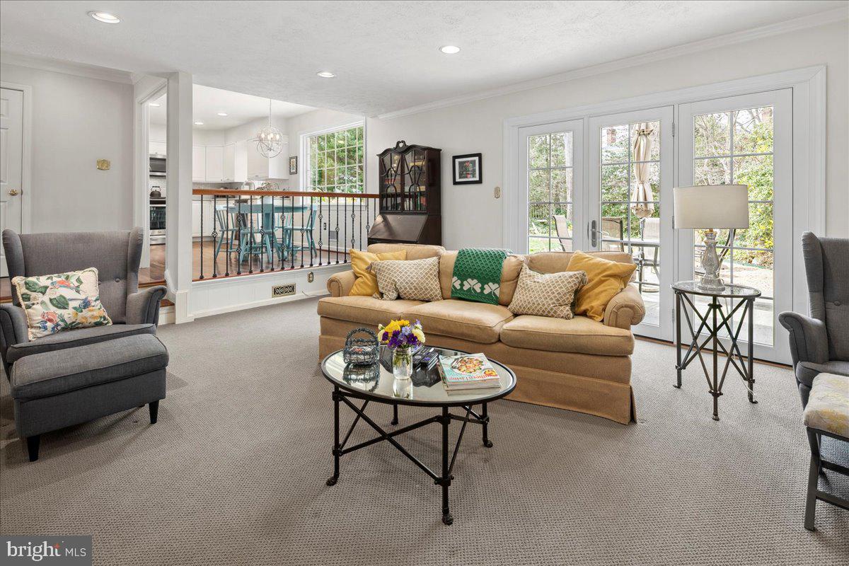 RIVERWOOD - Residential