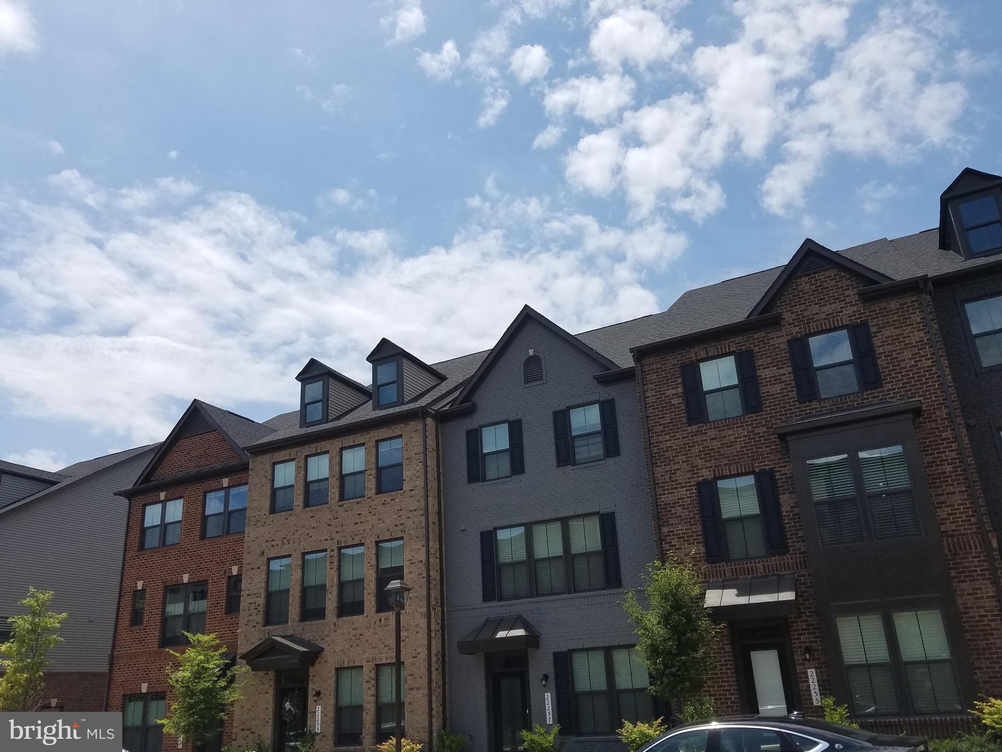 WESTMOORE AT MOOREFIELD - Residential Lease
