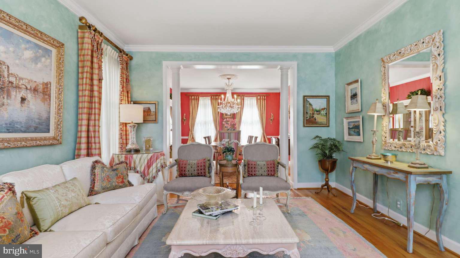 KENSINGTON HEIGHTS - Residential